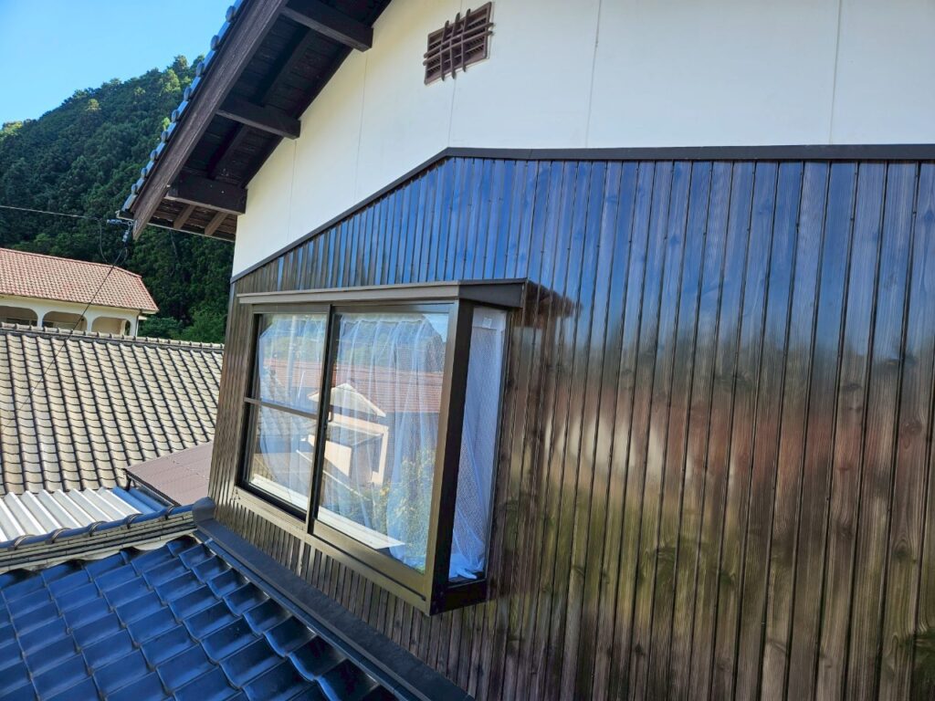 岩国市　K様邸　外壁ヨドプリント鋼板張替え工事