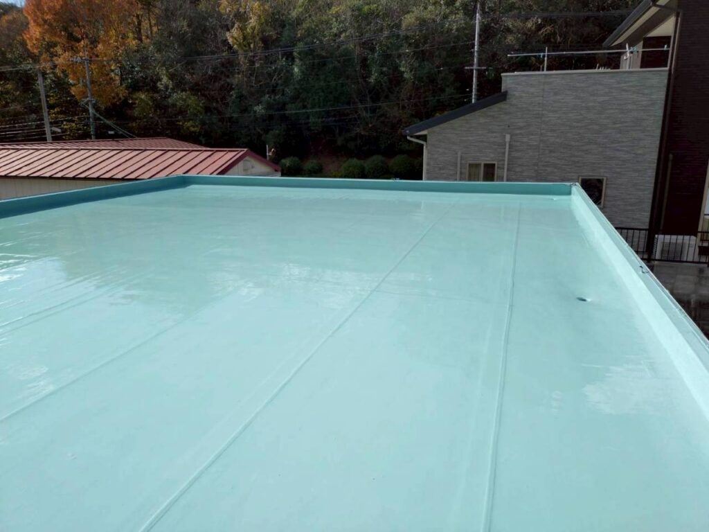 周南市　Kアパート様　屋上・階段ステージ防水工事