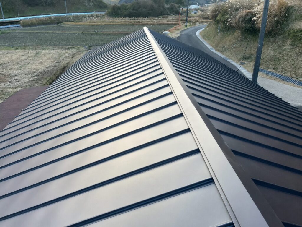 周南市　O様邸　倉庫屋根張替え工事
