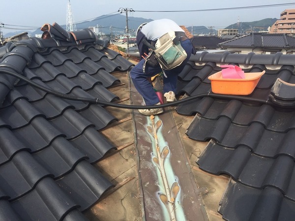 N様物件　F様邸瓦谷取り換え工事