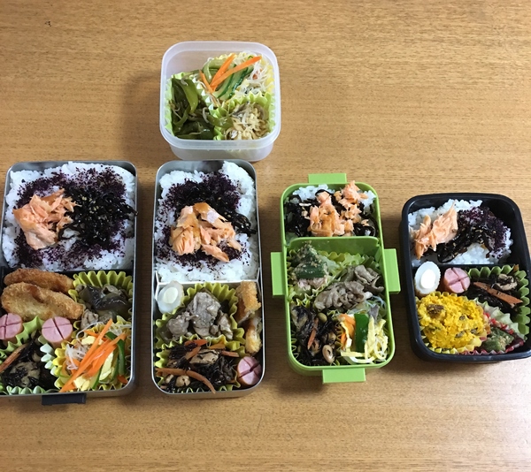 真っ黒弁当完成！！