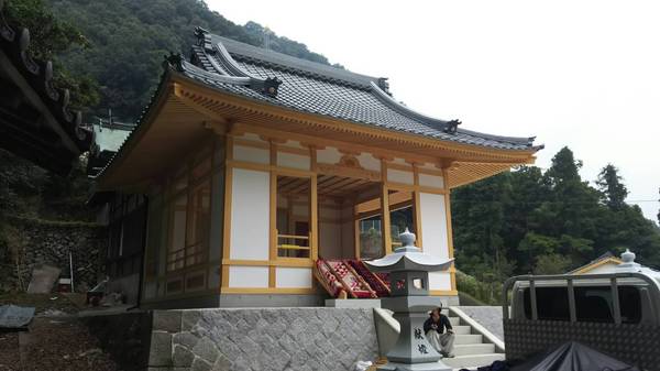 広島県安佐南区　細野神社新築屋根瓦工事完成