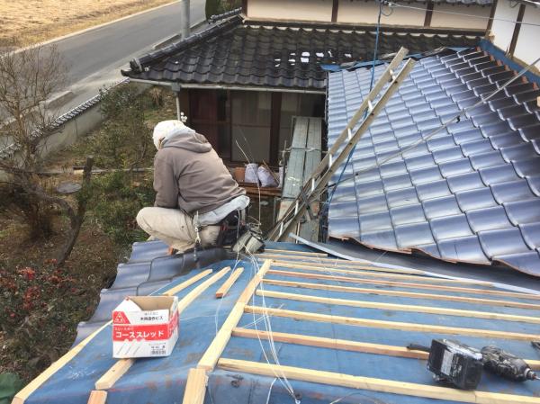 I工務店様物件　田布施町M様邸玄関上屋根葺き替え工事完成