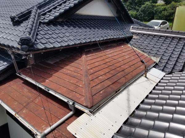 Mプロパン商事様物件　周南市N様邸屋根アポロルーフ葺き工事