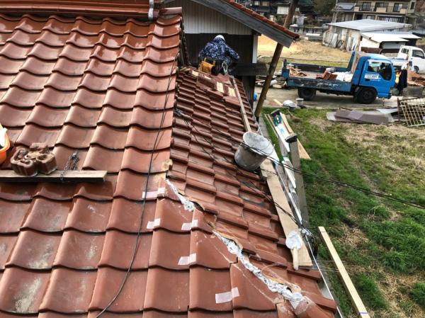 　ヨドプリント張り　隅棟巻き替え工事_200120_0009.jpg
