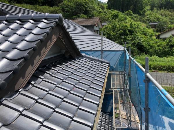 邸屋根葺き替え工事_210526_2.jpg