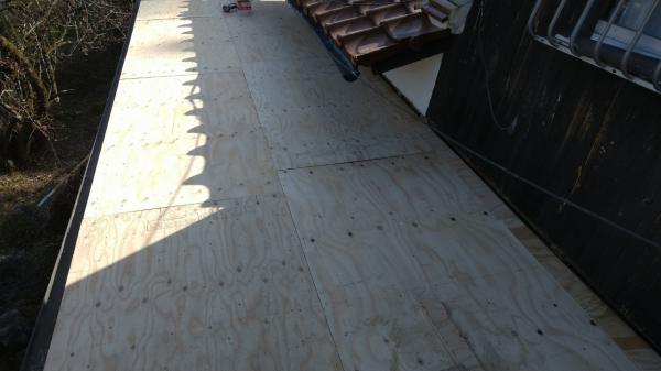 LINE_ALBUM_瓦棒葺き替え工事_220315_25.jpg