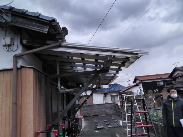 岩国市F様邸ポリカ波板張替え工事